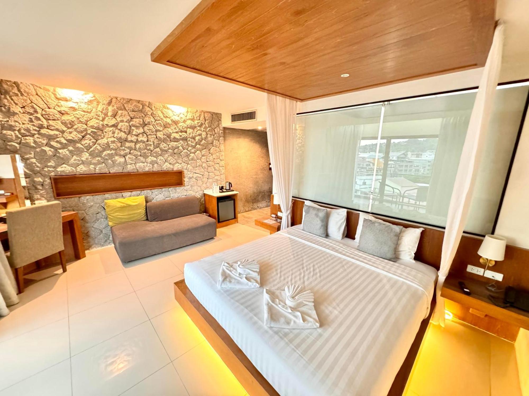De Coze Hotel Patong Eksteriør billede