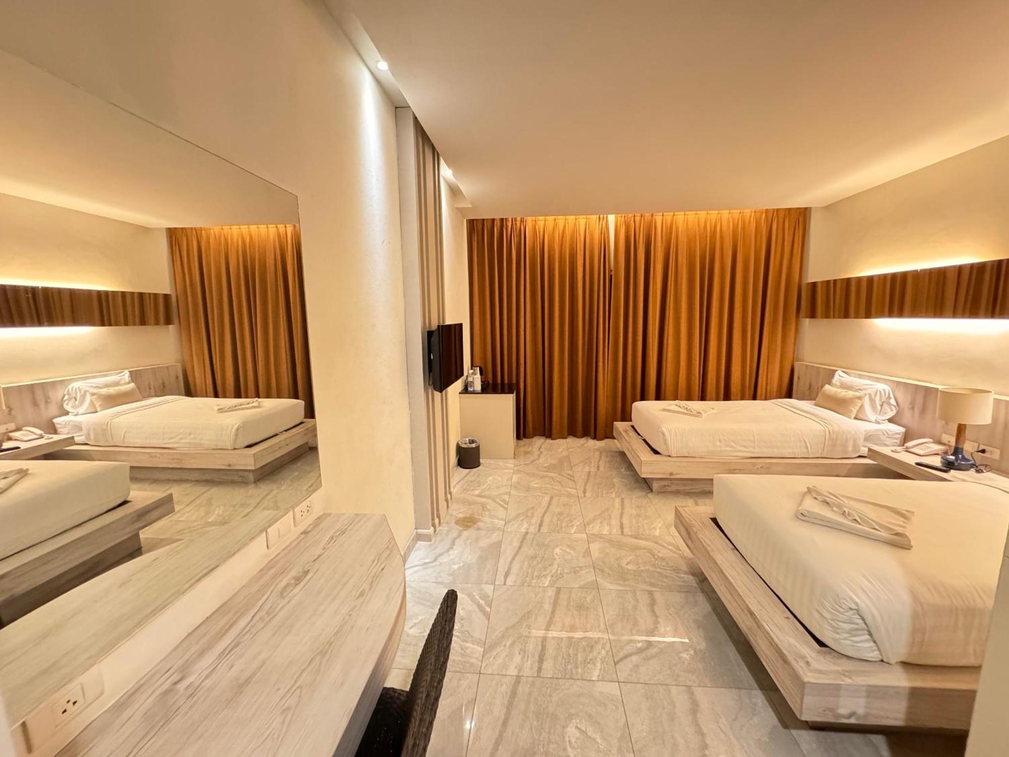 De Coze Hotel Patong Eksteriør billede