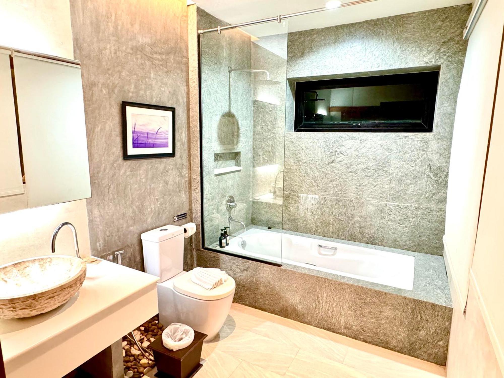 De Coze Hotel Patong Eksteriør billede