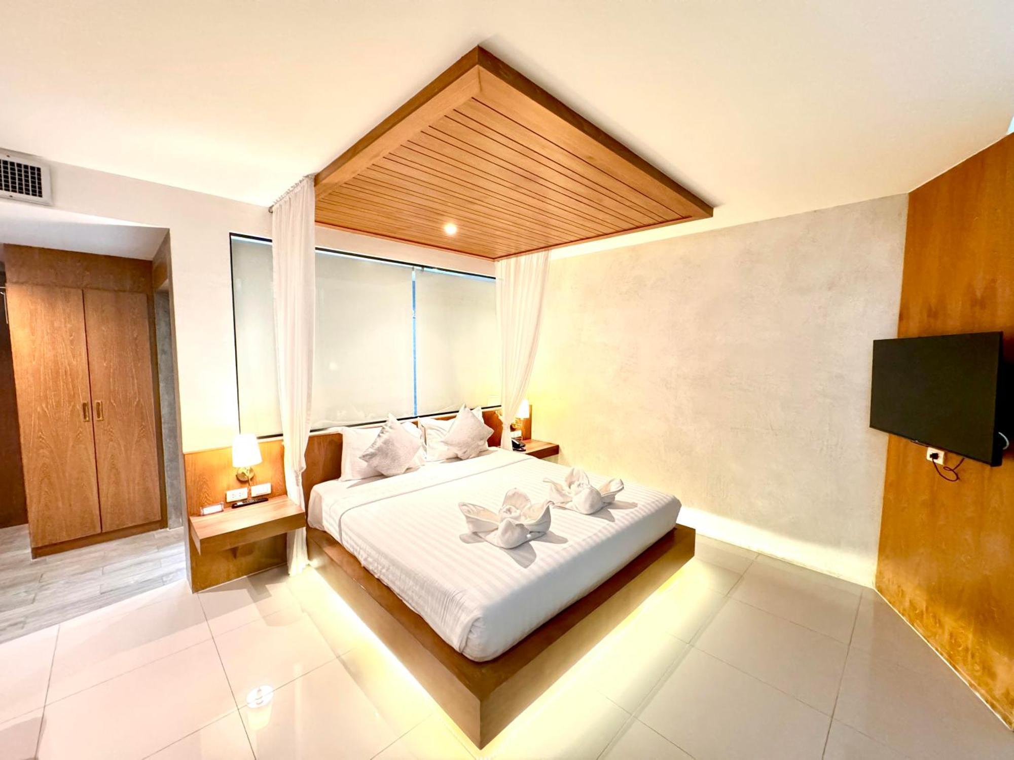 De Coze Hotel Patong Eksteriør billede